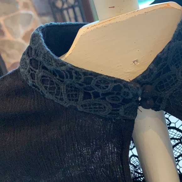 Some Days Lovin Black Short Romper - Picture 4 of 8